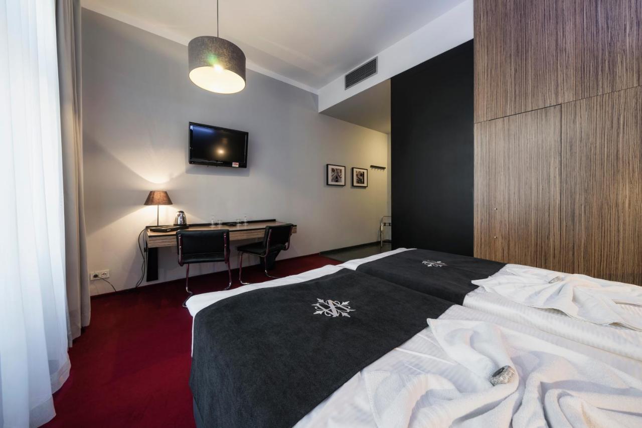 Noir 4* Prag