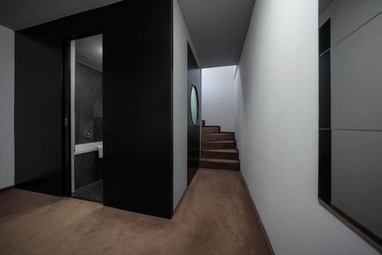 Noir Otel