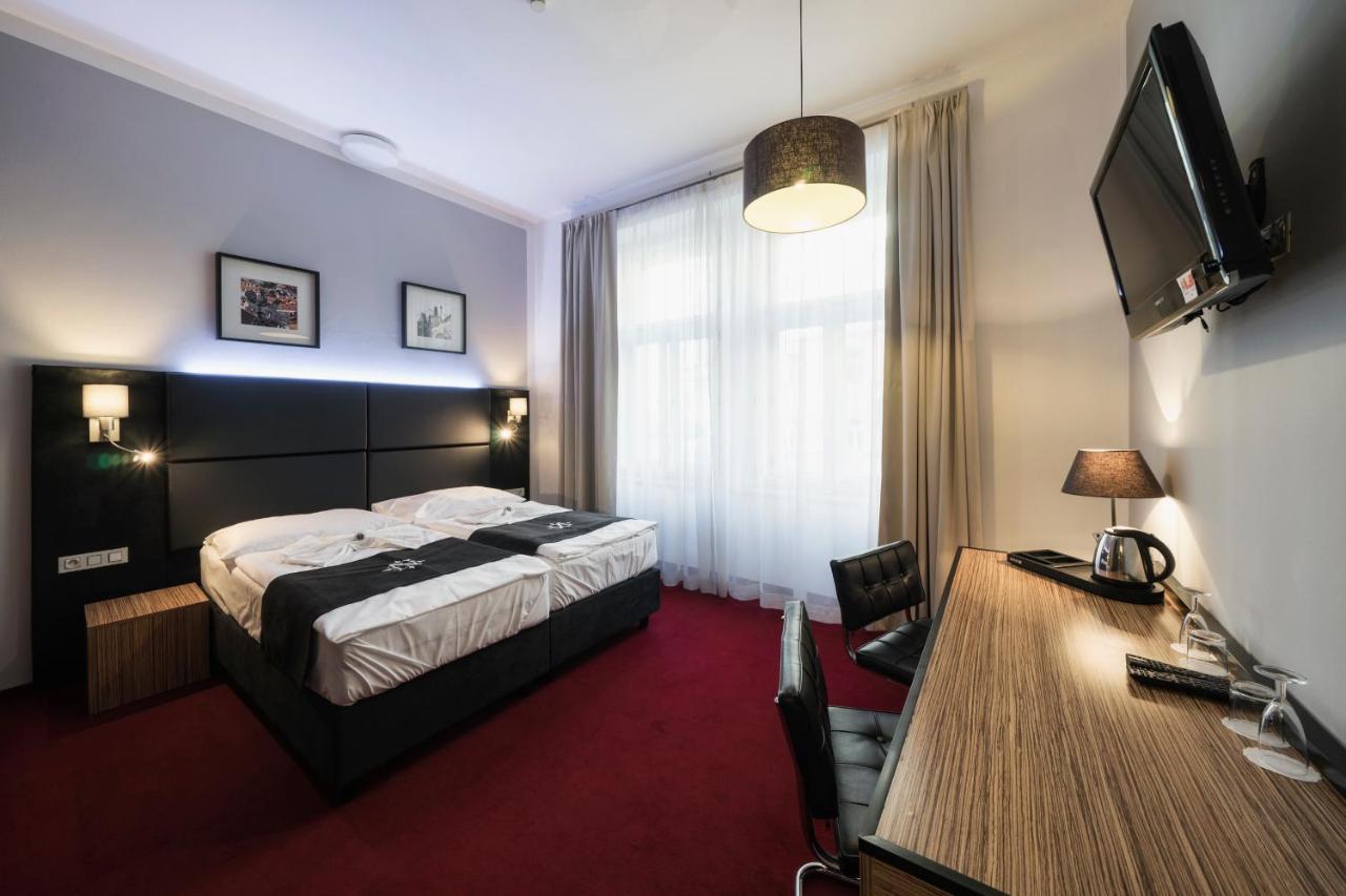 Noir 4* Prag